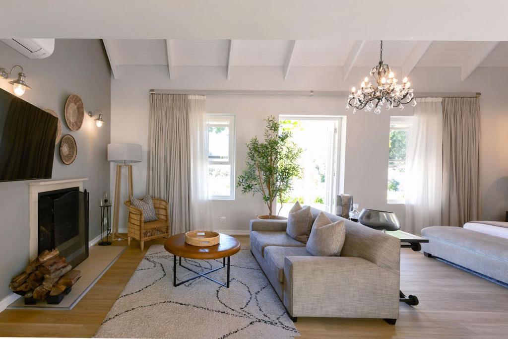 Lavender Farm Boutique Guest House Franschhoek Dış mekan fotoğraf